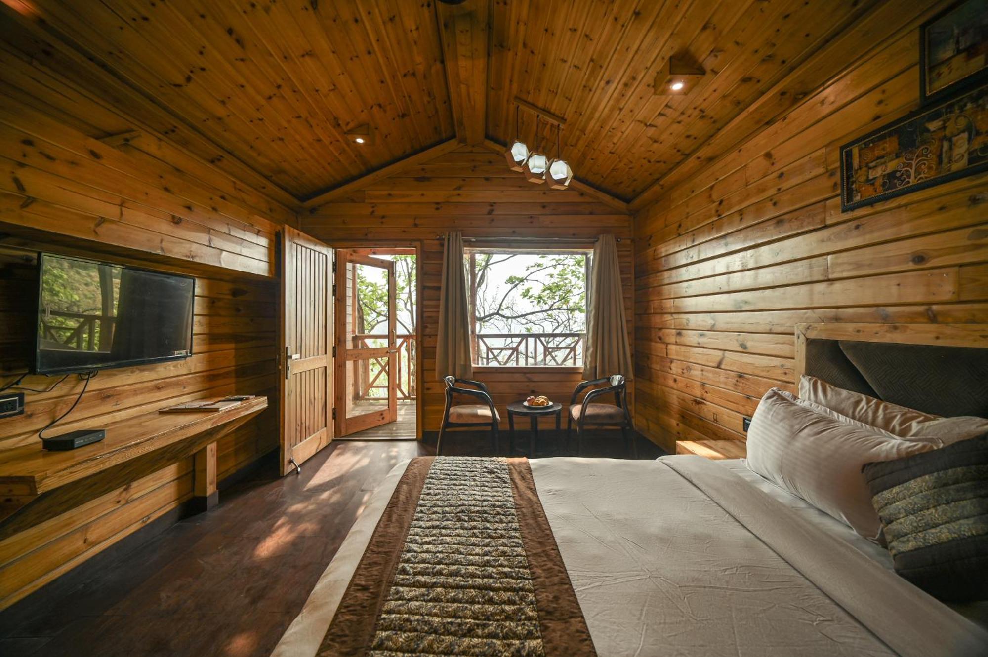 Aavaas Hill Resort ランズドーン エクステリア 写真